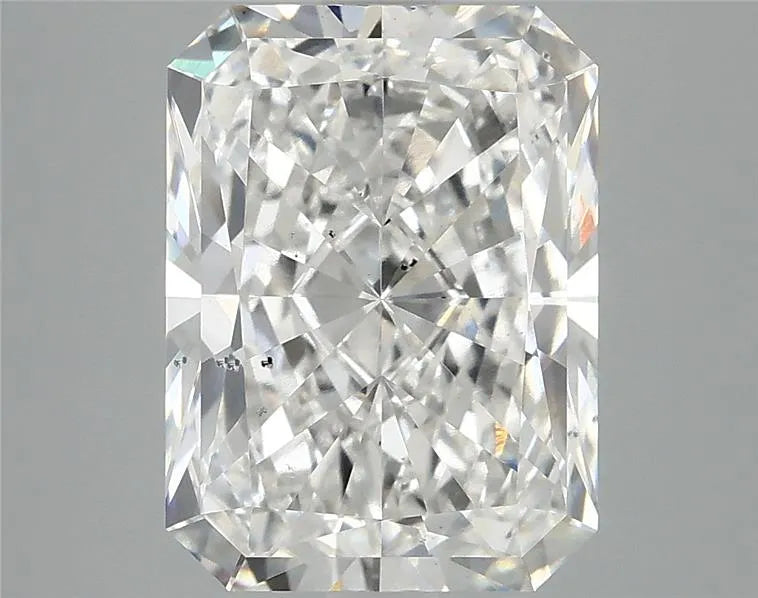 4.59ct Radiant Lab Grown Diamond (Colour F, Clarity SI1, IGI Certified)