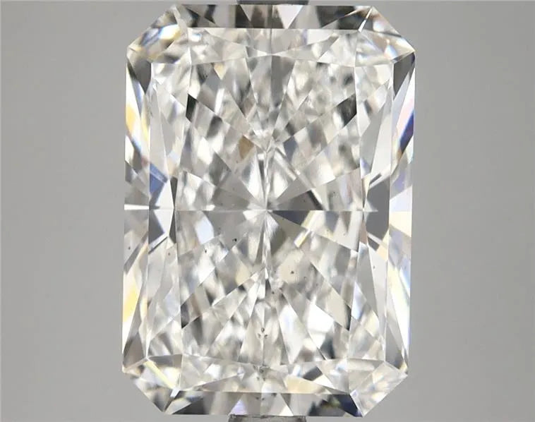 4.60ct Radiant Lab Grown Diamond (Colour E, Clarity VS2, IGI Certified)