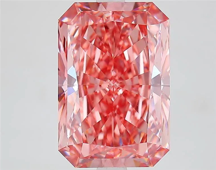 4.61ct Radiant Lab Grown Diamond (Colour Fancy Vivid Pink, Clarity VS1, IGI Certified)