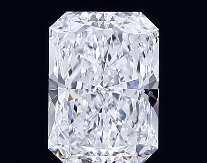 4.63ct Radiant Lab Grown Diamond (Colour E, Clarity VVS1, IGI Certified)