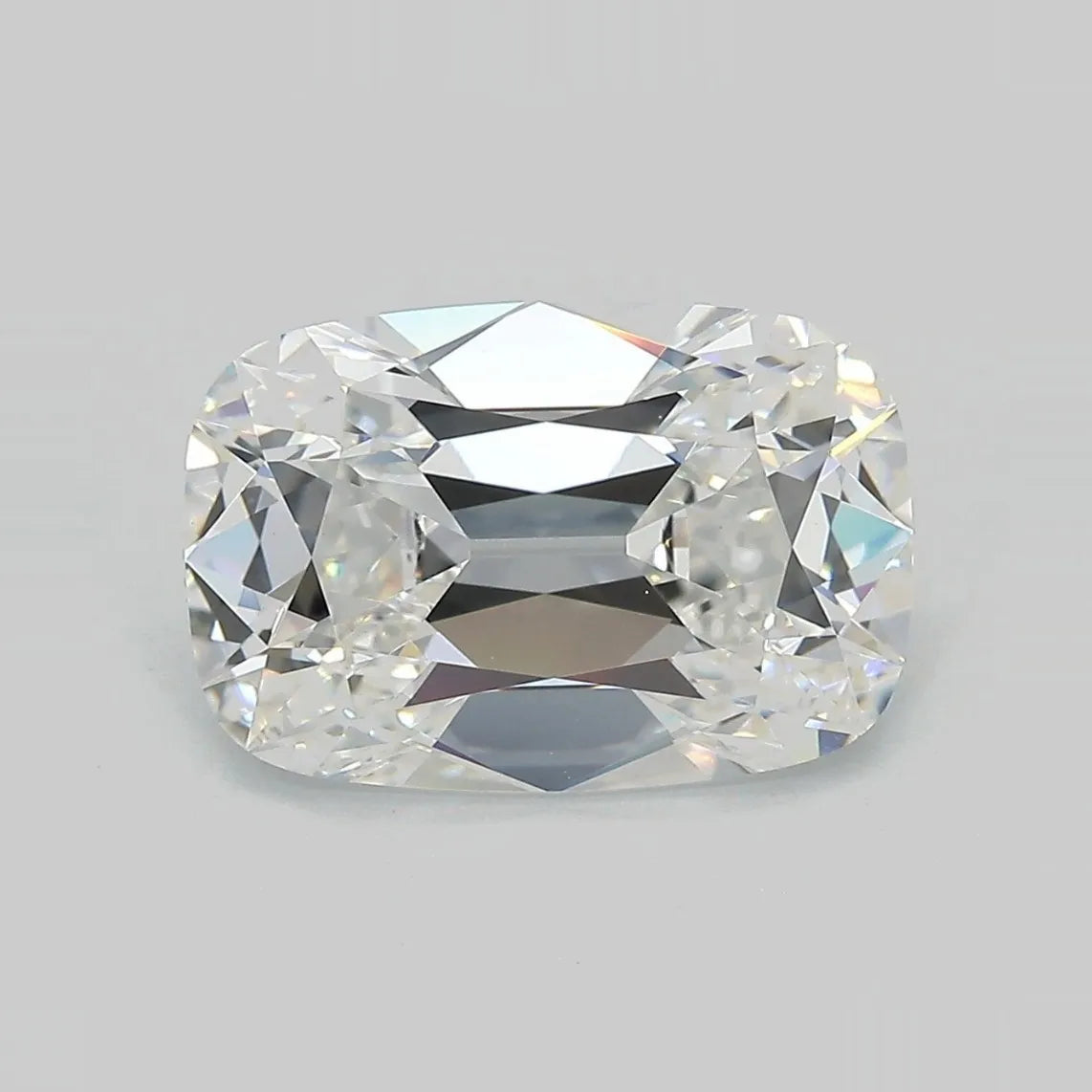 4.65ct Cushion brilliant Lab Grown Diamond (Colour E, Clarity VVS2, IGI Certified)