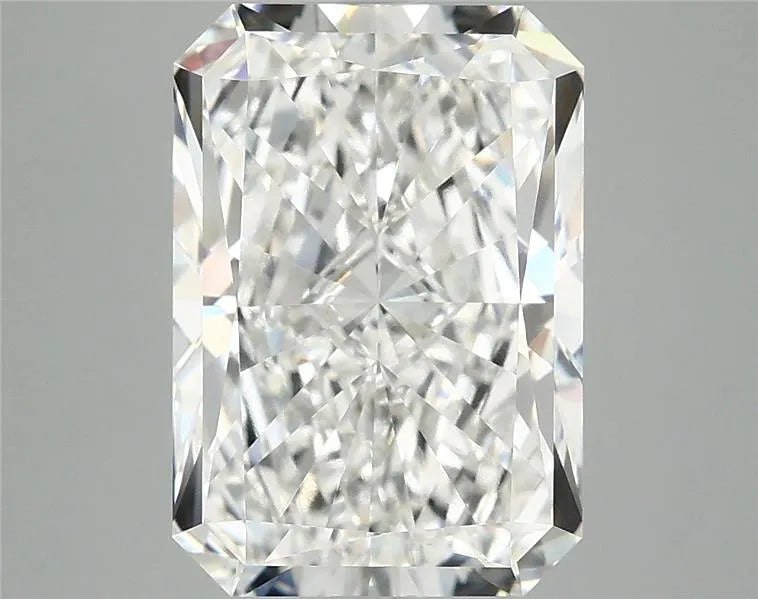 4.67ct Radiant Lab Grown Diamond (Colour F, Clarity VVS2, IGI Certified)
