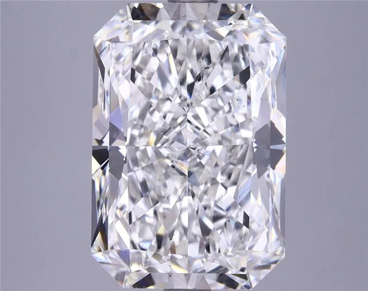 4.77ct Radiant Lab Grown Diamond (Colour G, Clarity SI1, IGI Certified)