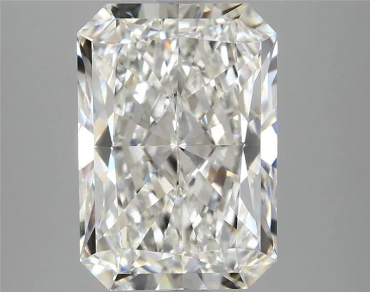 4.80ct Radiant Lab Grown Diamond (Colour F, Clarity VVS2, IGI Certified)