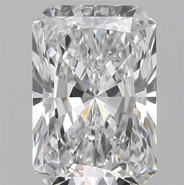 4.83ct Radiant Lab Grown Diamond (Colour E, Clarity VVS2, IGI Certified)