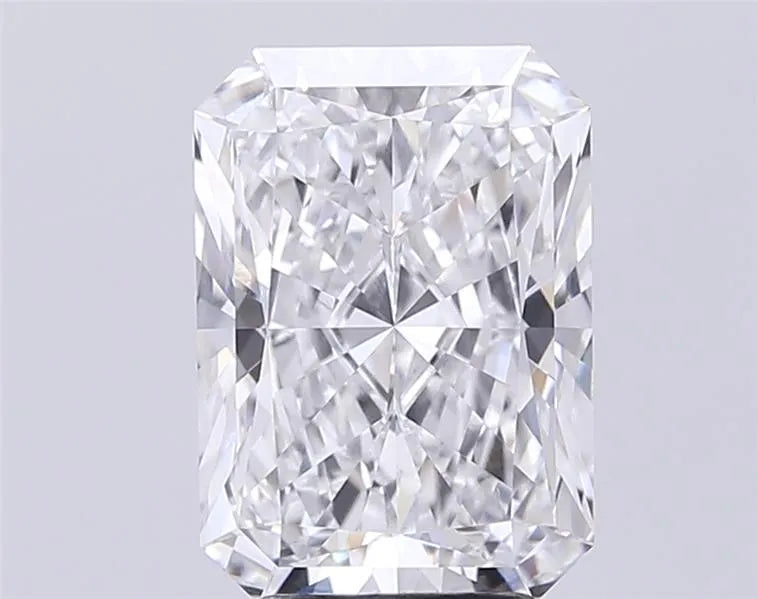 4.84ct Radiant Lab Grown Diamond (Colour D, Clarity VVS1, IGI Certified)