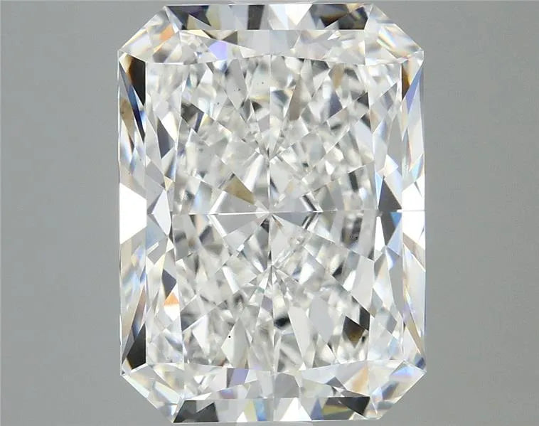 4.88ct Radiant Lab Grown Diamond (Colour E, Clarity VS1, IGI Certified)