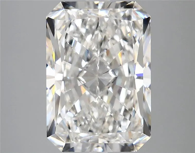 4.92ct Radiant Lab Grown Diamond (Colour F, Clarity VS1, IGI Certified)