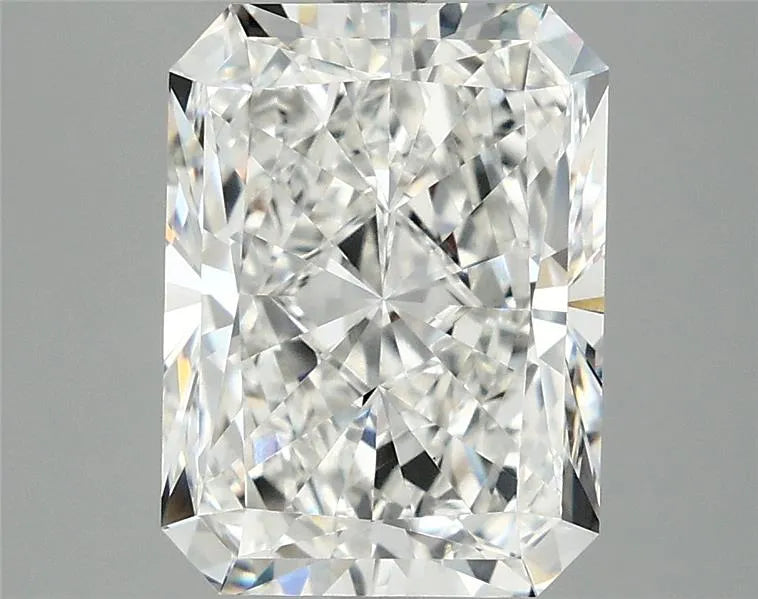 4.92ct Radiant Lab Grown Diamond (Colour F, Clarity VVS2, IGI Certified)