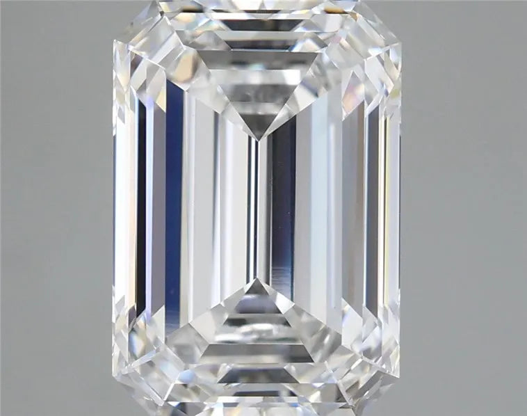 5.58ct Emerald Lab Grown Diamond (Colour E, Clarity VVS2, IGI Certified)
