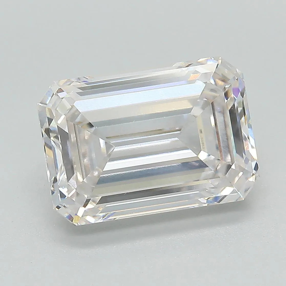 5.03ct Emerald Lab Grown Diamond (Colour G, Clarity VVS2, IGI Certified)