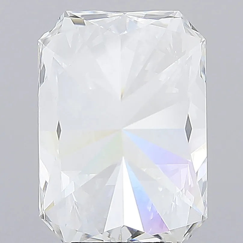2.55ct Radiant Lab Grown Diamond (Colour E, Clarity VVS2, IGI Certified)