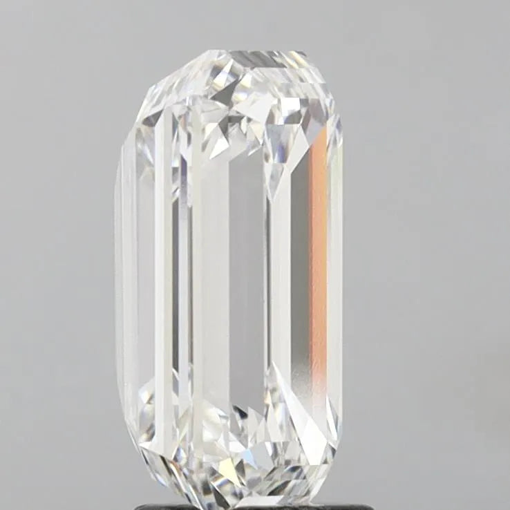 4.54ct Emerald Lab Grown Diamond (Colour D, Clarity VVS2, IGI Certified)