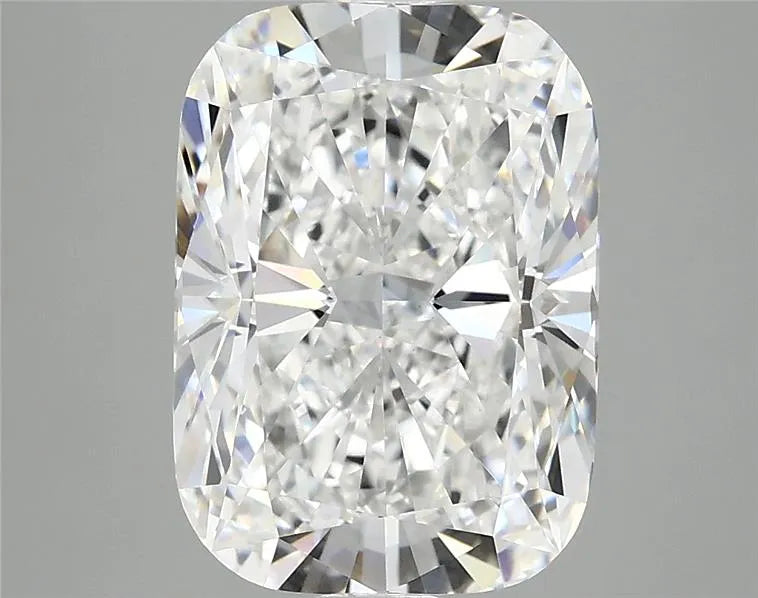 3.99ct Cushion modified Lab Grown Diamond (Colour D, Clarity VVS2, IGI Certified)