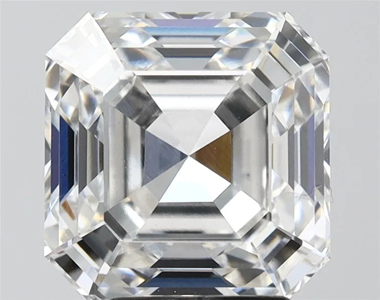 5.00ct Asscher Lab Grown Diamond (Colour E, Clarity VVS2, IGI Certified)