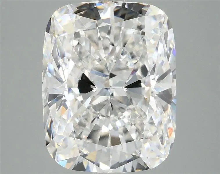 5.00ct Cushion brilliant Lab Grown Diamond (Colour E, Clarity VS1, IGI Certified)