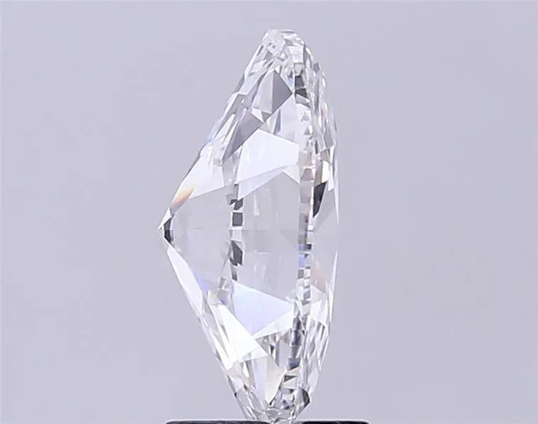 5.00ct Oval Lab Grown Diamond (Colour D, Clarity VVS2, IGI Certified)