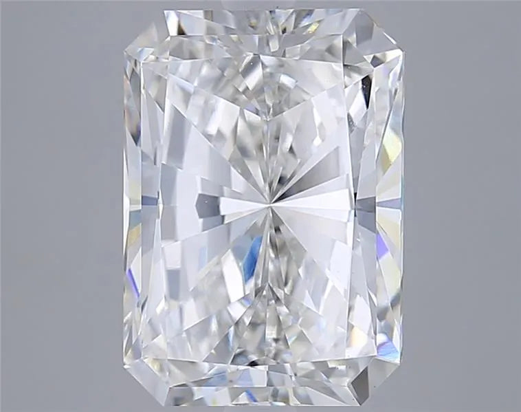 5.00ct Radiant Lab Grown Diamond (Colour E, Clarity VVS2, IGI Certified)