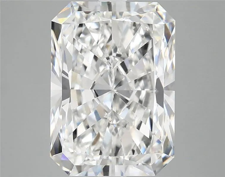 5.00ct Radiant Lab Grown Diamond (Colour E, Clarity VVS2, IGI Certified)