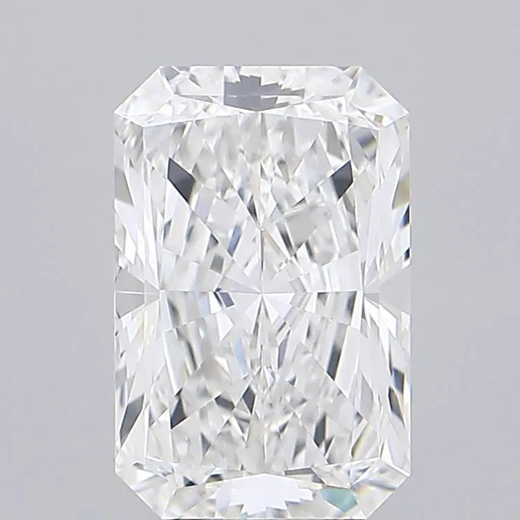 5.00ct Radiant Lab Grown Diamond (Colour E, Clarity VVS2, IGI Certified)