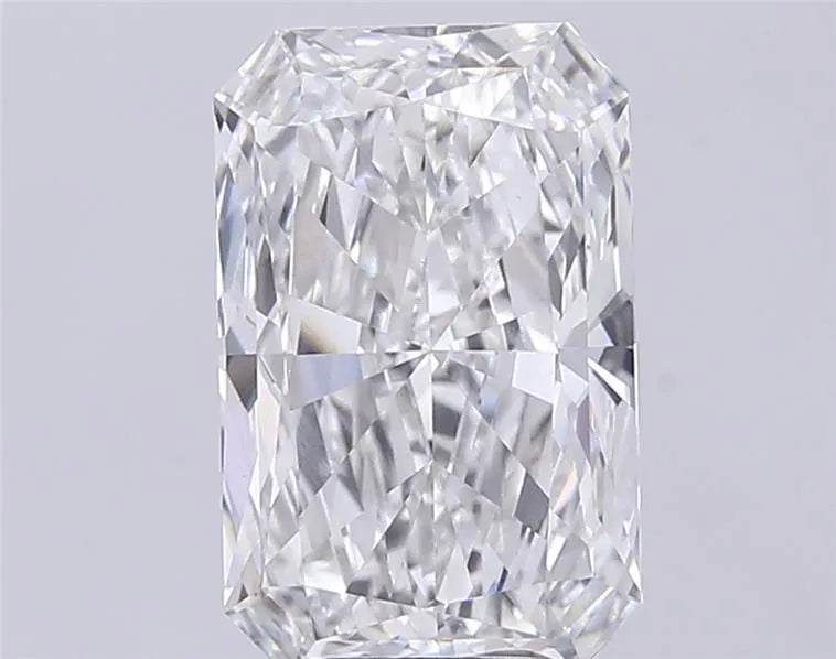 5.00ct Radiant Lab Grown Diamond (Colour F, Clarity VVS2, IGI Certified)