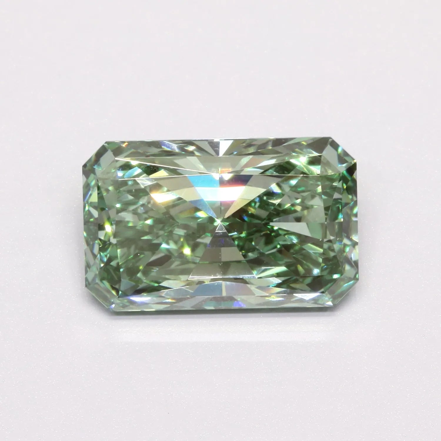5.00ct Radiant Lab Grown Diamond (Colour Fancy Vivid Green, Clarity VS1, IGI Certified)