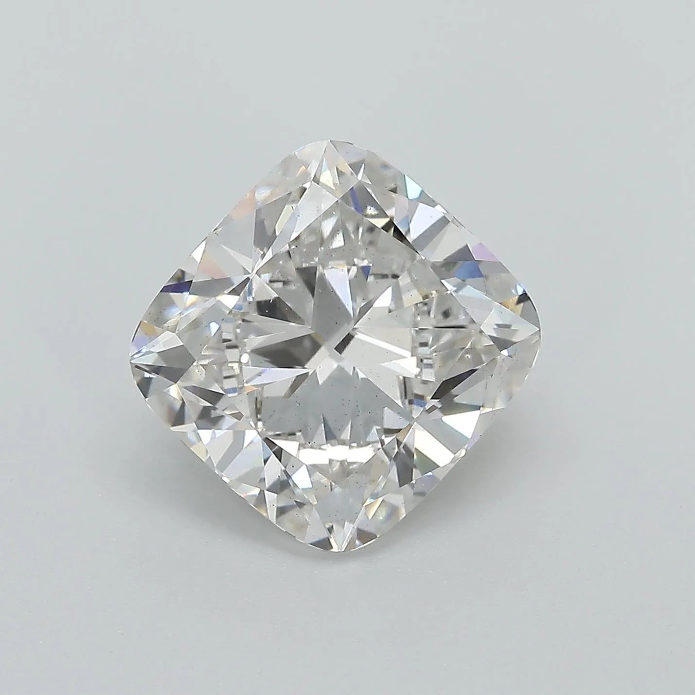 5.01ct Cushion brilliant Lab Grown Diamond (Colour G, Clarity VS2, IGI Certified)