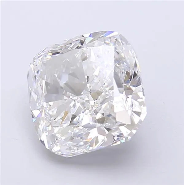 5.01ct Cushion modified Lab Grown Diamond (Colour D, Clarity VVS2, IGI Certified)