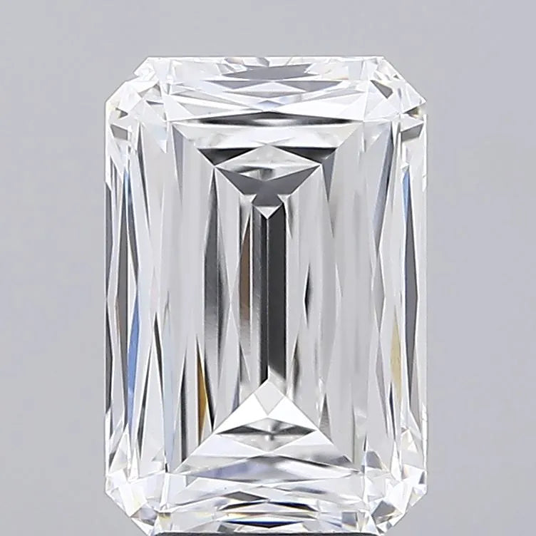 5.01ct Radiant Lab Grown Diamond (Colour E, Clarity VVS2, IGI Certified)