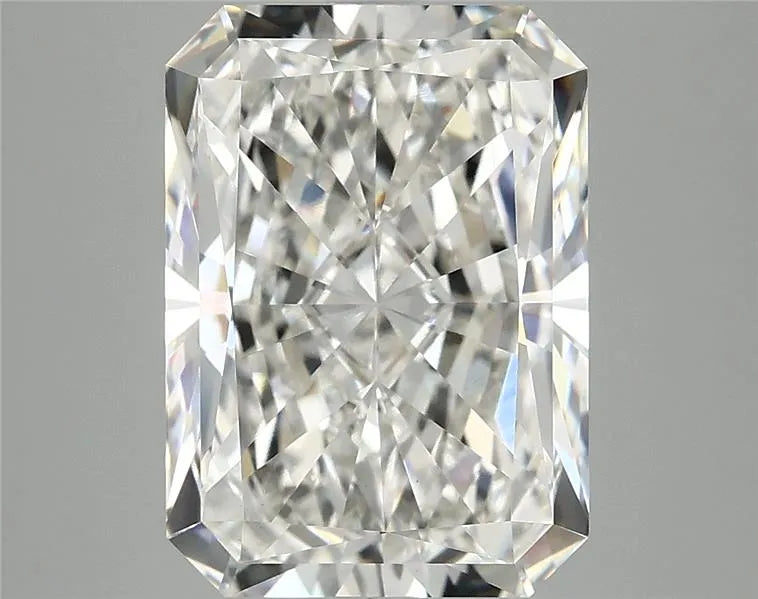5.01ct Radiant Lab Grown Diamond (Colour G, Clarity VVS2, IGI Certified)