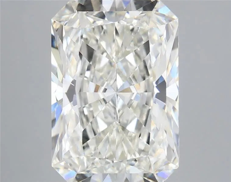 5.01ct Radiant Lab Grown Diamond (Colour H, Clarity VVS2, IGI Certified)
