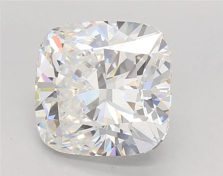 5.02ct Cushion brilliant Lab Grown Diamond (Colour E, Clarity VVS2, IGI Certified)