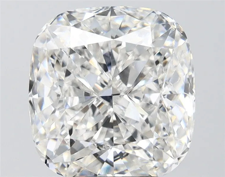 5.02ct Cushion modified Lab Grown Diamond (Colour E, Clarity VVS2, IGI Certified)