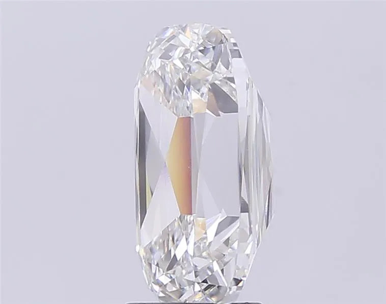 5.02ct Cushion modified Lab Grown Diamond (Colour G, Clarity VVS2, IGI Certified)