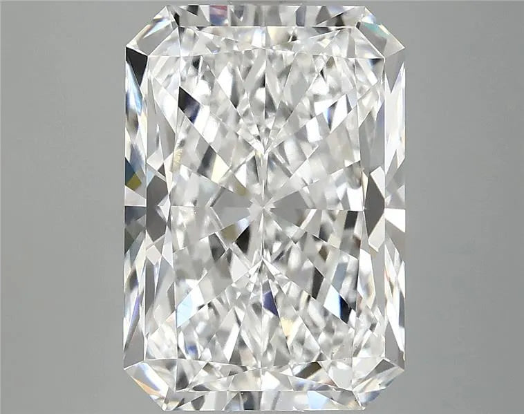 5.02ct Radiant Lab Grown Diamond (Colour E, Clarity VS1, IGI Certified)