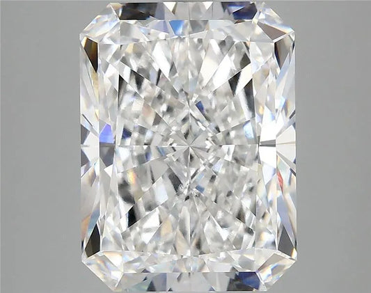 5.02ct Radiant Lab Grown Diamond (Colour E, Clarity VVS2, IGI Certified)