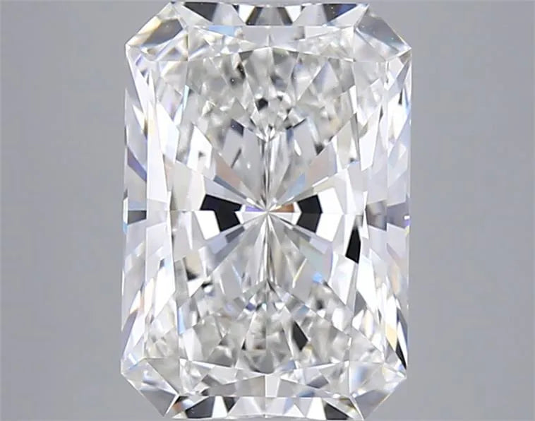 5.03ct Radiant Lab Grown Diamond (Colour E, Clarity VS1, IGI Certified)