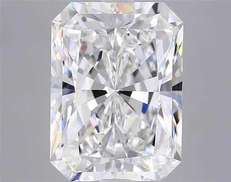 5.03ct Radiant Lab Grown Diamond (Colour F, Clarity VVS2, IGI Certified)