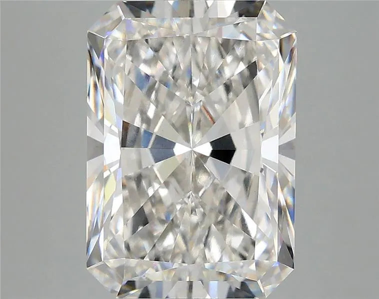 5.03ct Radiant Lab Grown Diamond (Colour G, Clarity VS1, IGI Certified)
