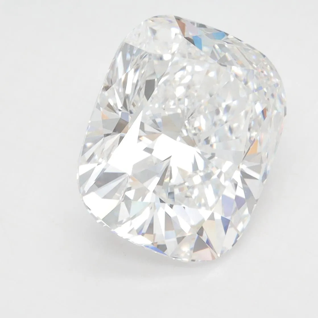 5.04ct Cushion modified Lab Grown Diamond (Colour D, Clarity VVS1, IGI Certified)