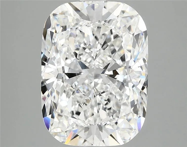 5.04ct Cushion modified Lab Grown Diamond (Colour E, Clarity VVS2, IGI Certified)