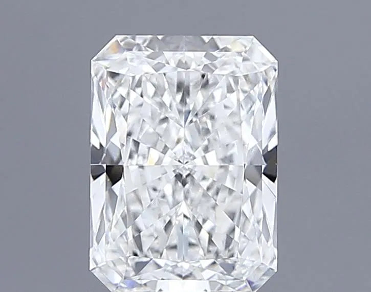 5.04ct Radiant Lab Grown Diamond (Colour D, Clarity VVS1, IGI Certified)