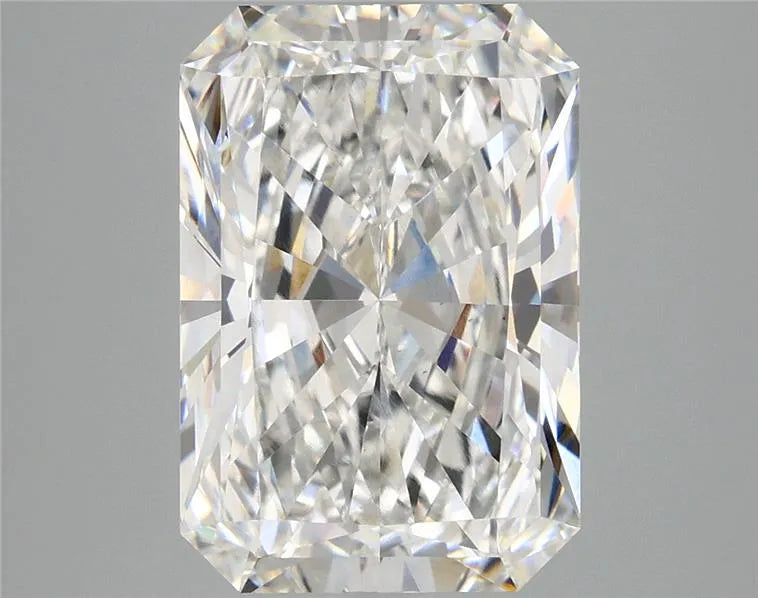 5.04ct Radiant Lab Grown Diamond (Colour E, Clarity VS1, IGI Certified)