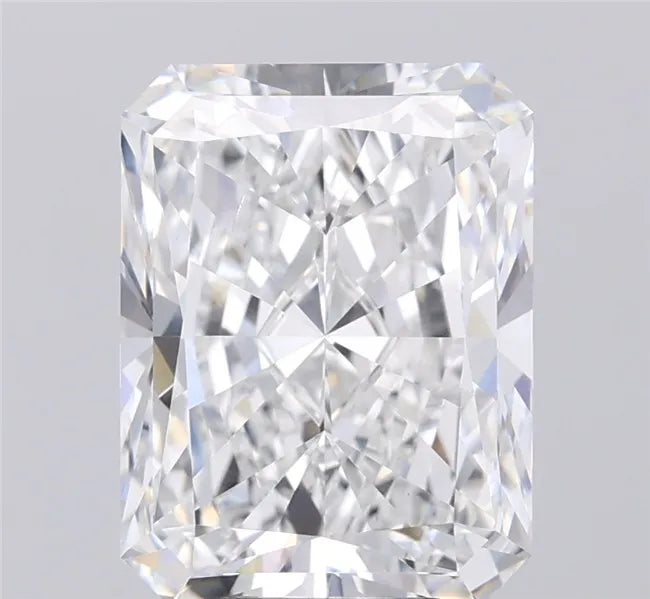 5.04ct Radiant Lab Grown Diamond (Colour E, Clarity VS1, IGI Certified)