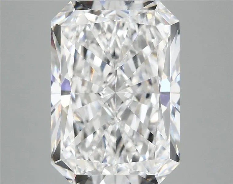 5.04ct Radiant Lab Grown Diamond (Colour E, Clarity VS1, IGI Certified)