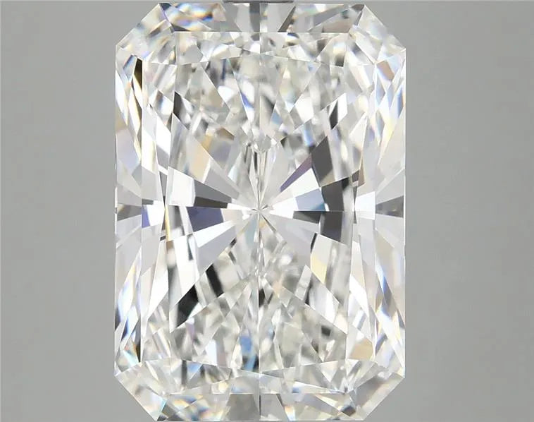 5.04ct Radiant Lab Grown Diamond (Colour E, Clarity VVS2, IGI Certified)