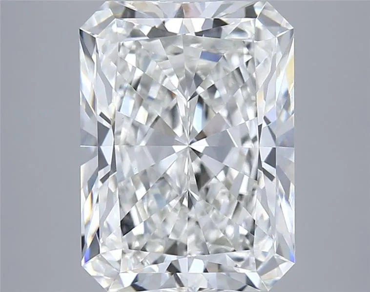 5.04ct Radiant Lab Grown Diamond (Colour F, Clarity VVS2, IGI Certified)