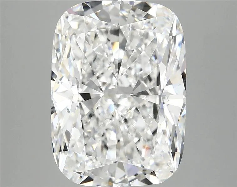 5.05ct Cushion modified Lab Grown Diamond (Colour E, Clarity VVS2, IGI Certified)