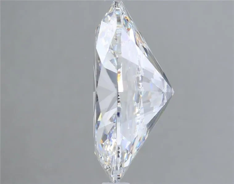 5.05ct Oval Lab Grown Diamond (Colour E, Clarity VVS2, IGI Certified)
