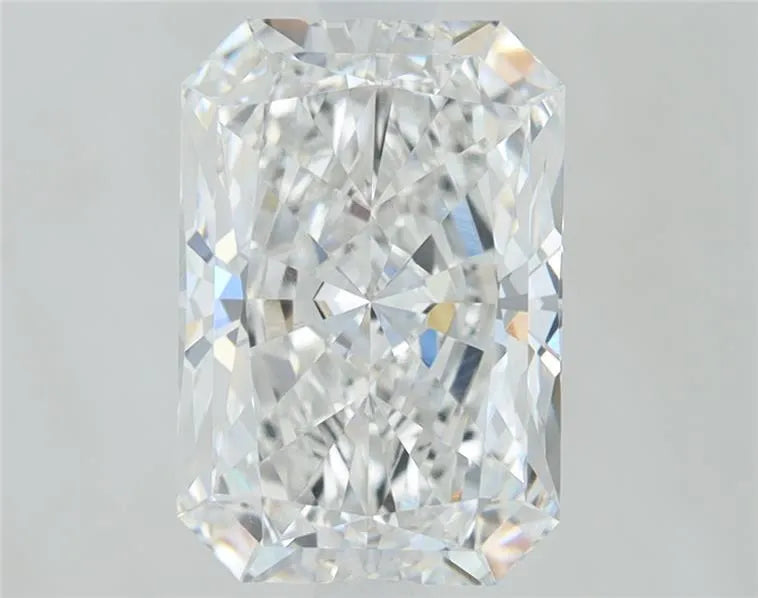 5.05ct Radiant Lab Grown Diamond (Colour E, Clarity VS1, IGI Certified)